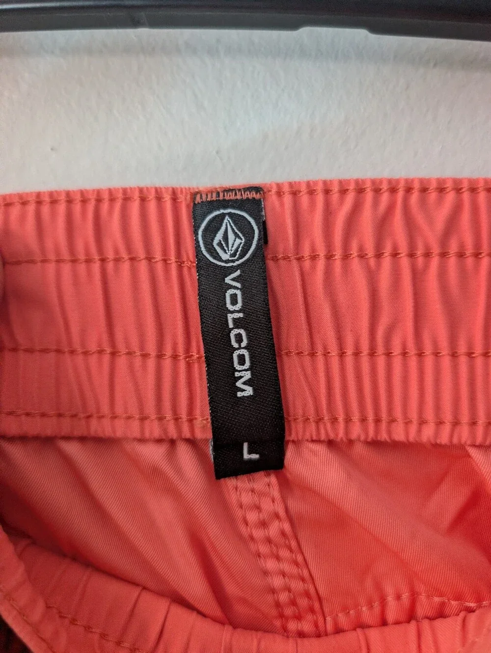 Volcom large lining